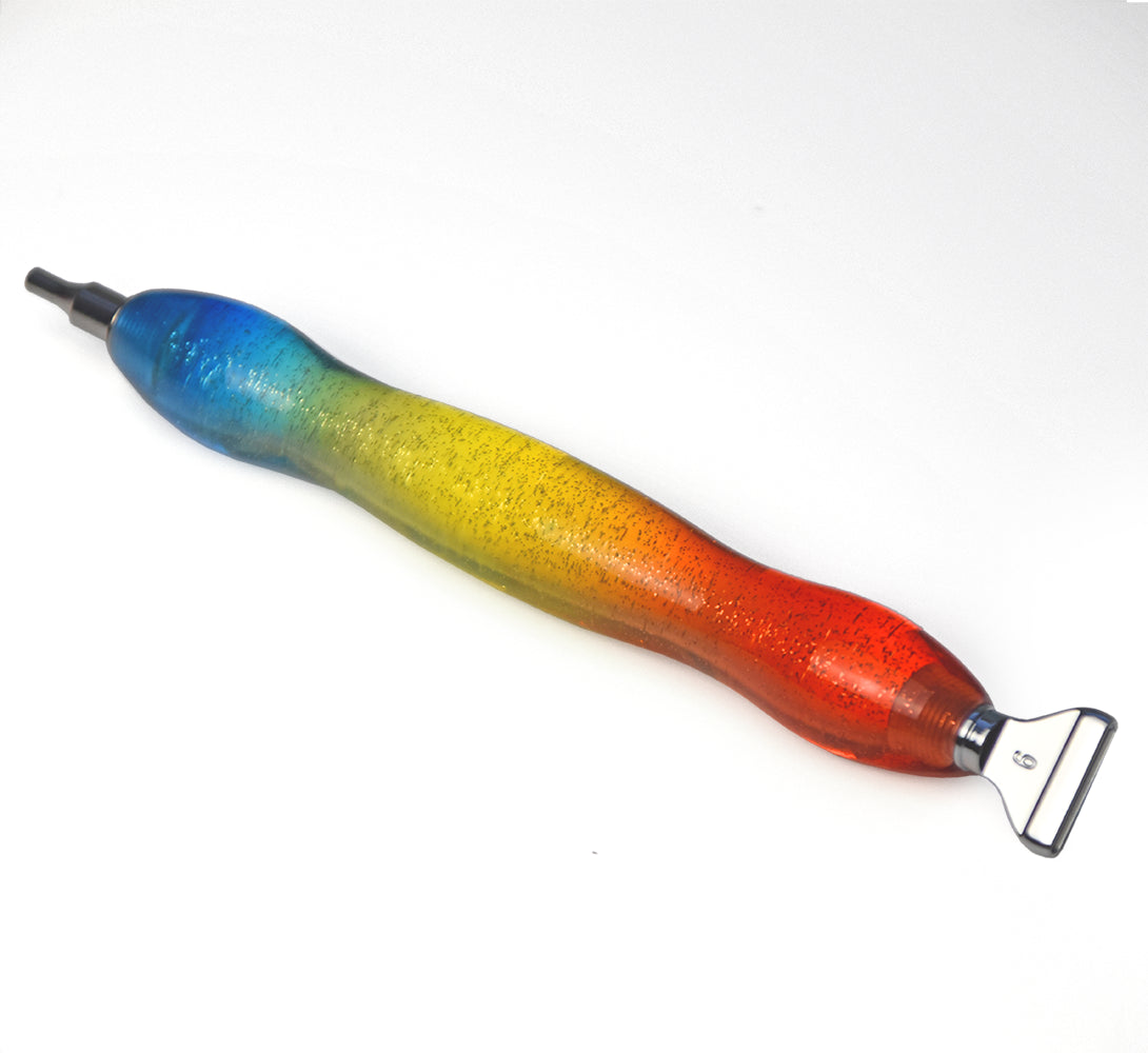 Premium Diamond Painting Stift „Rainbow Gleam“ mit zwei Metallaufsätzen in silber | Zum Schrauben