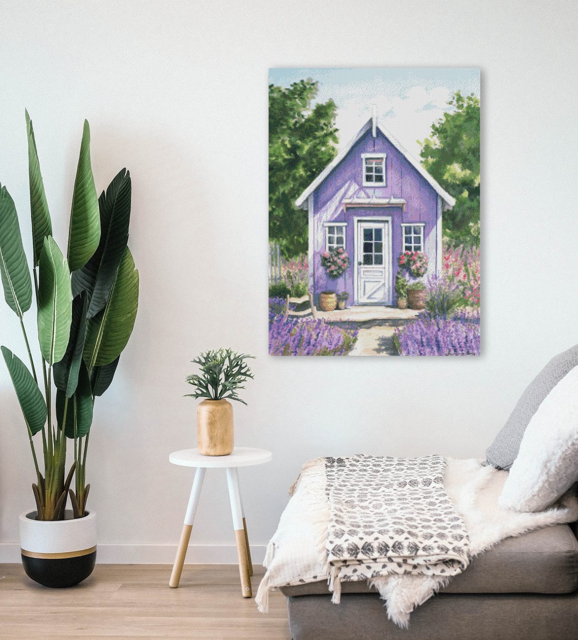 Idyllisches Diamond Painting mit lila Haus und Lavendelfeld als romantische Wanddekoration für dein Zuhause im Sommer