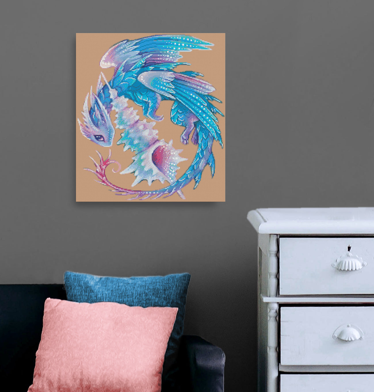 Fantasievolles Diamond Painting mit Meeresdrache und Muschelschatz als magische Wanddekoration für Fantasy- und Drachenfans