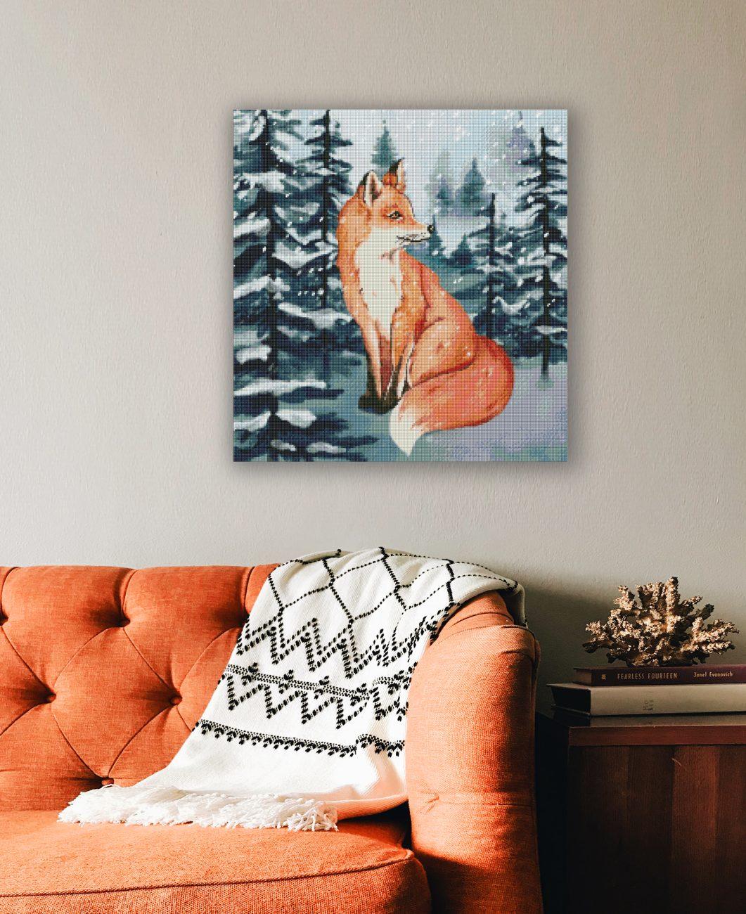 Stimmungsvolles Diamond Painting mit Fuchs im verschneiten Winterwald als winterliche Wanddekoration
