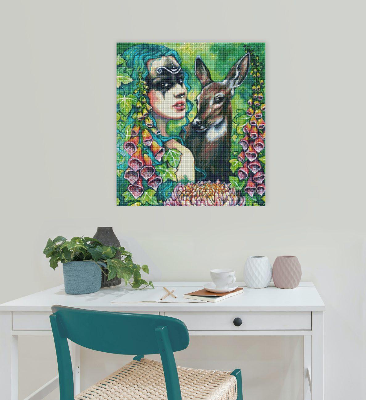 Mystisches Diamond Painting mit Mädchen, Reh und Blumen als märchenhafte Naturdekoration