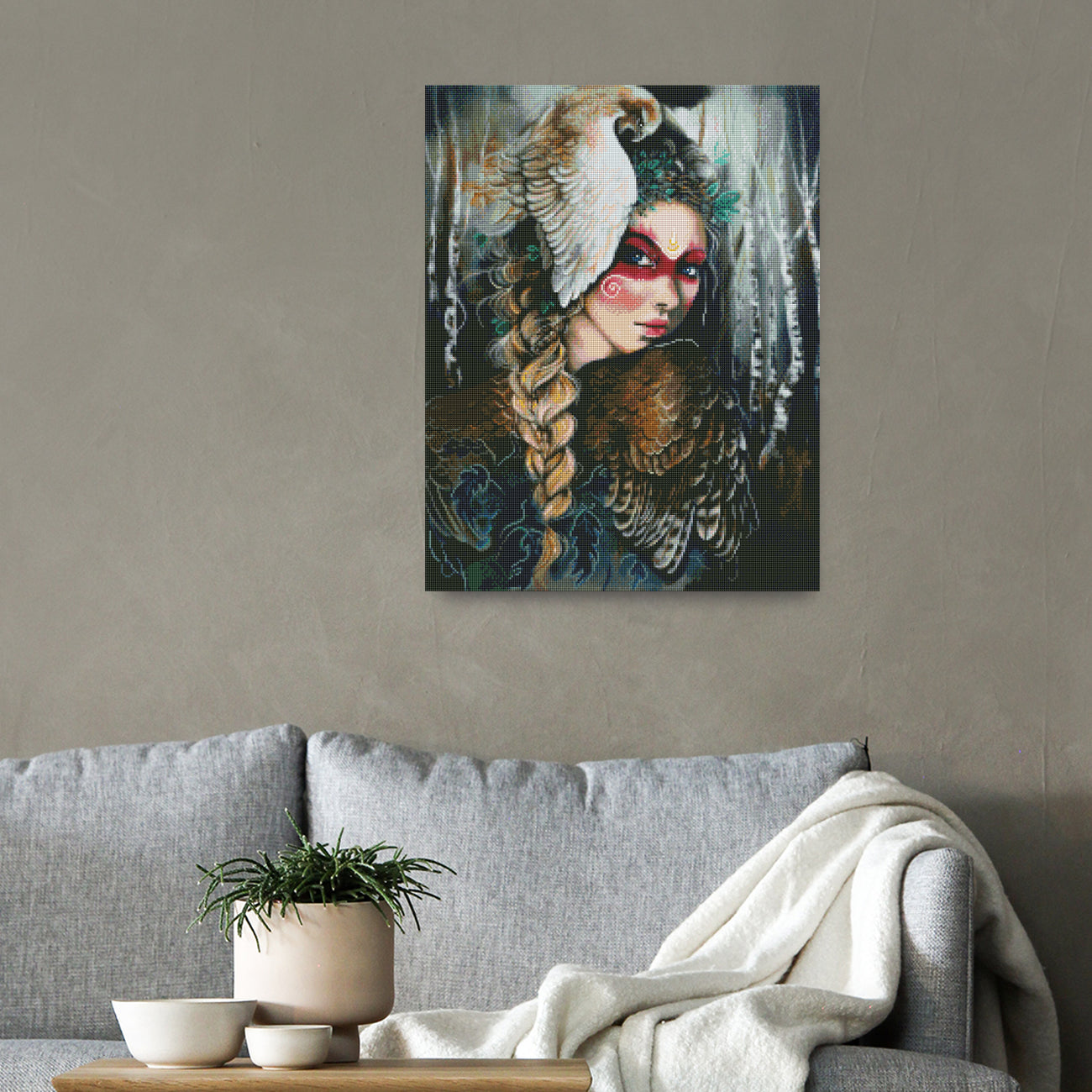 Fantasy Diamond Painting mit geheimnisvoller Waldhüterin und Falke als mystische Dekoration