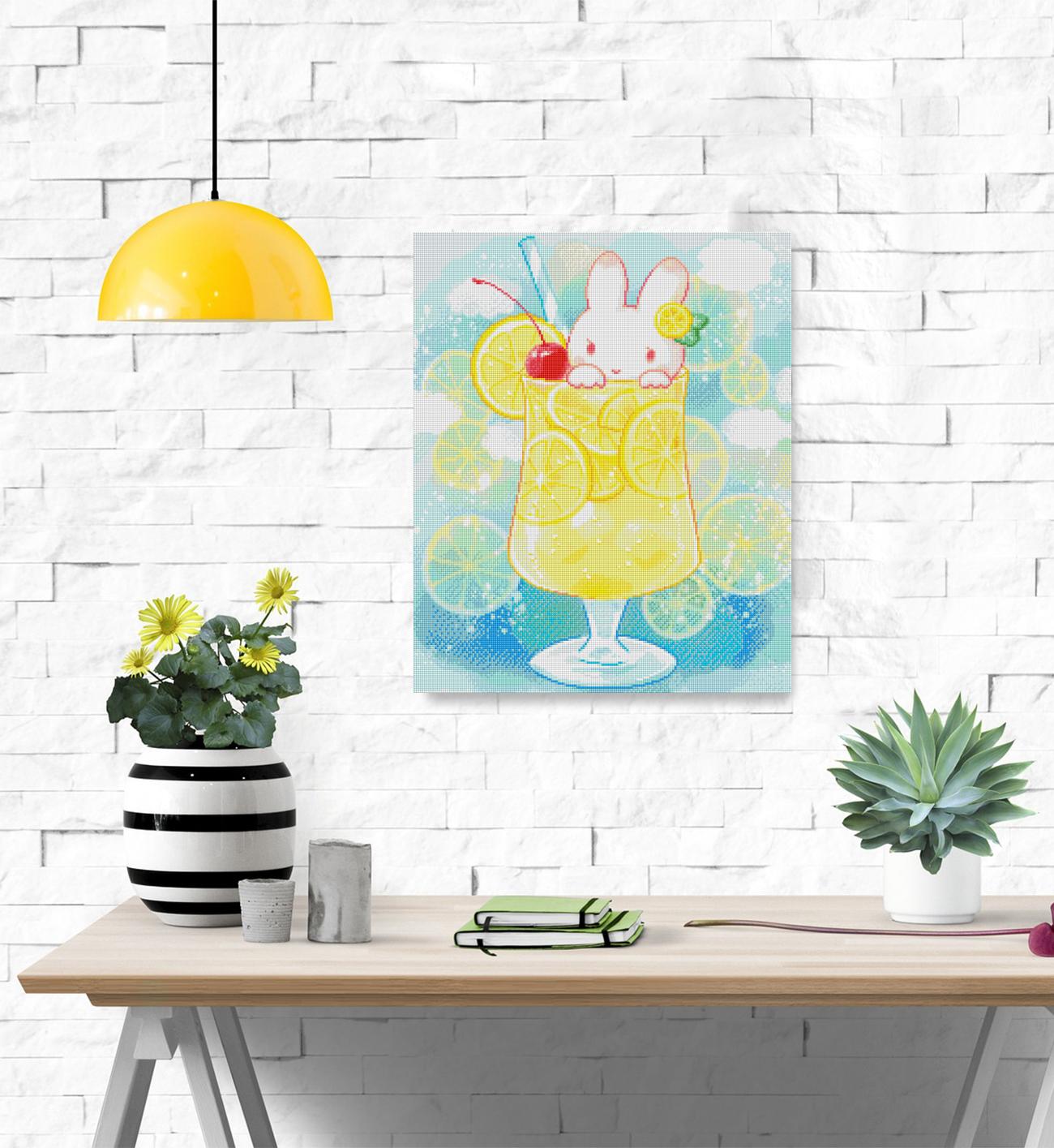 Diamond Painting von Hiroko mit Häschen in Zitronenlimonade als fröhliche Kawaii Sommerdekoration