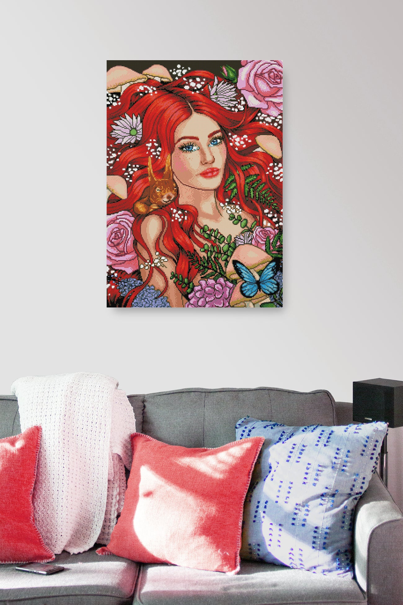 Magisches Fantasy-Diamond-Painting mit rothaarigem Mädchen und Waldtieren als märchenhafte Wanddekoration für Fantasy- und Naturfans