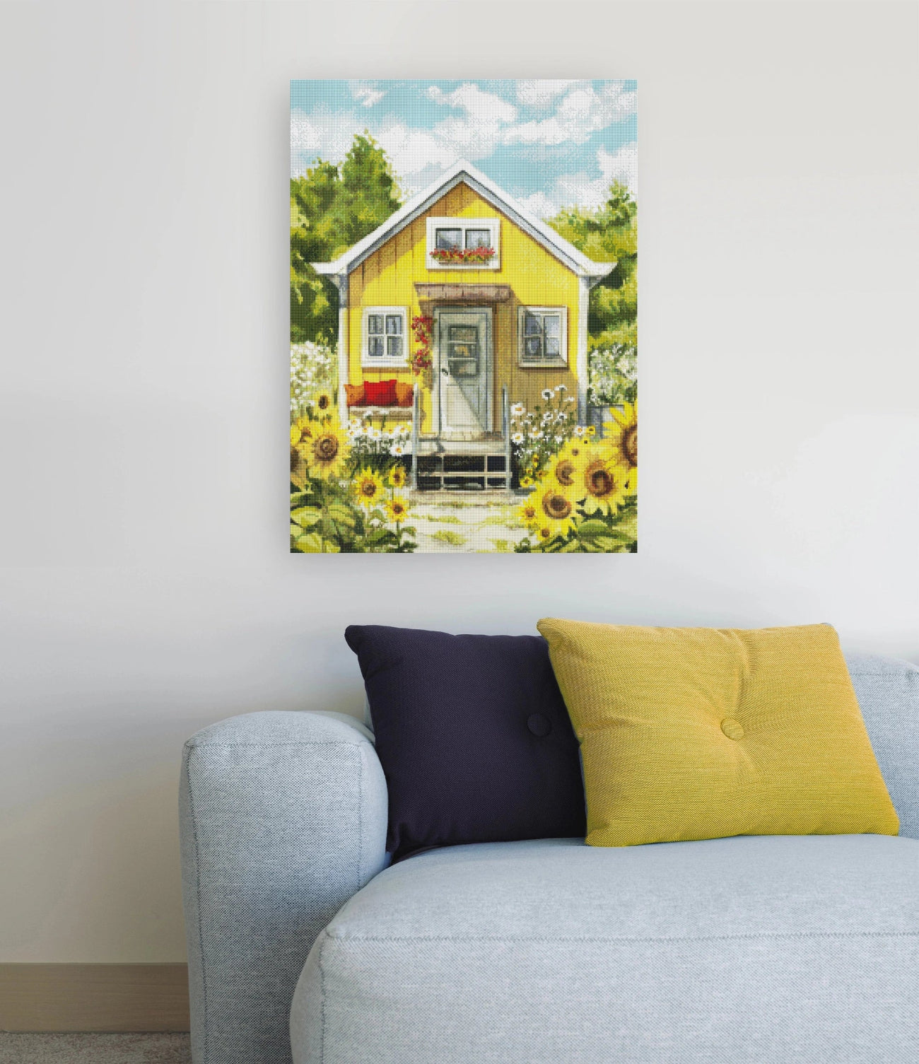 Sommerliches Diamond Painting mit gelbem Haus und Sonnenblumen als fröhliche Wanddekoration für dein Zuhause