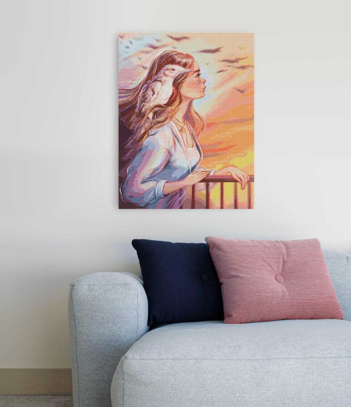 Stimmungsvolles Diamond Painting mit Frau und weißem Vogel vor einem leuchtenden Sonnenuntergang als ausdrucksstarke Wanddekoration