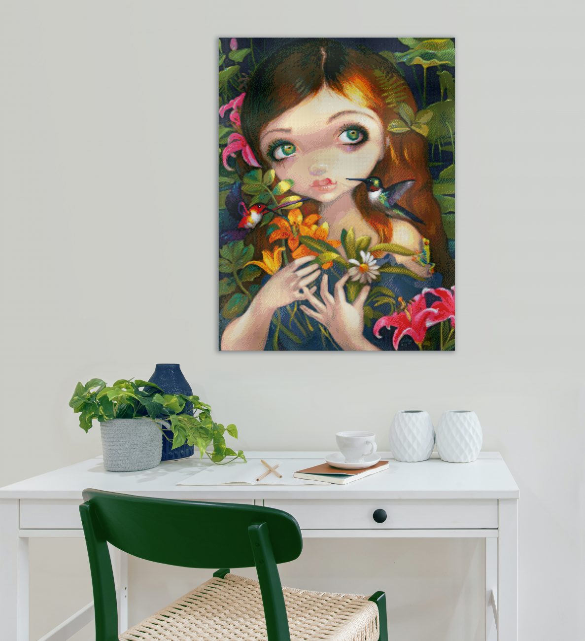 Fantasy Diamond Painting mit Mädchen, Kolibris und Blüten als exotische Wanddekoration