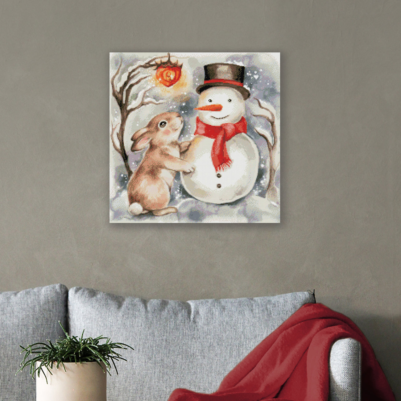 Diamond Painting als Wanddekoration
Niedliches Winter-Diamond-Painting mit Hase und Schneemann unter einer leuchtenden Laterne als zauberhafte Wanddekoration
