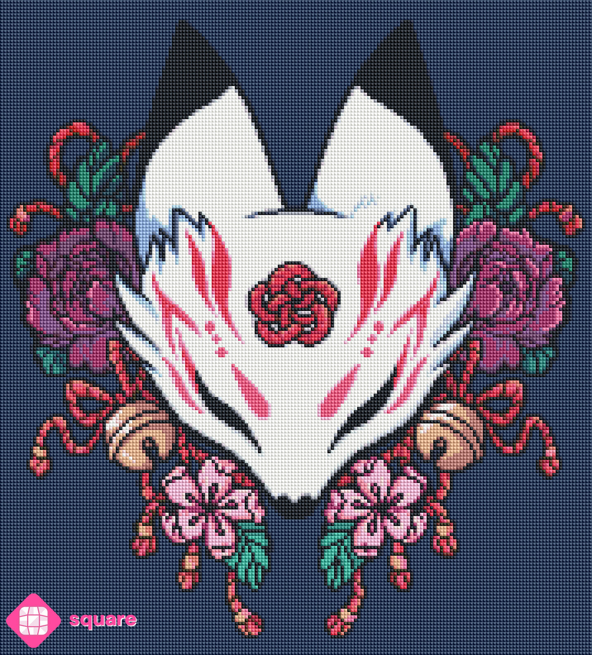 Diamond Painting Vorschau mit detailreicher Kitsune-Maske im Anime-Stil, umgeben von zahlreichen Blüten, Blättern und Glöckchen in funkelnder Steinoptik