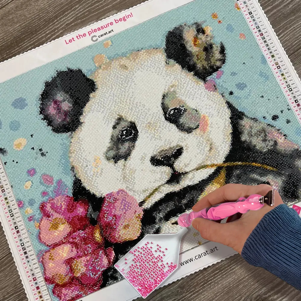 Diamond Painting Leinwand mit Panda Motiv, Steinchen und Werkzeug